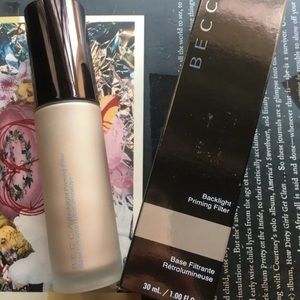 SOLD!       Becca Backlight Priming Filter